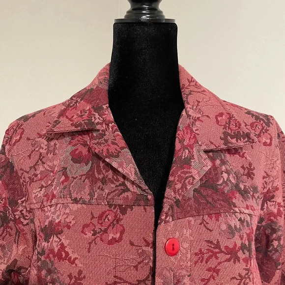 Coldwater‎ Creek Red Floral Tapestry Jacket/Shacket - Picture 2 of 9